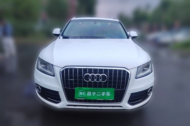 Used Audi Q5 2017 40 TFSI Comfort Model Front