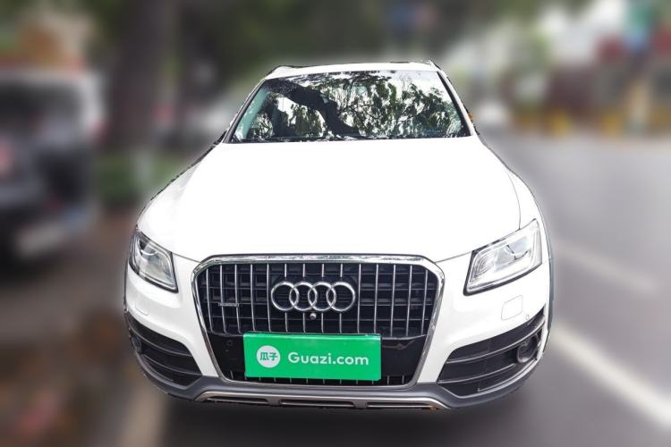 Used Audi Q5 2017 Plus 40 TFSI Technology Model Front