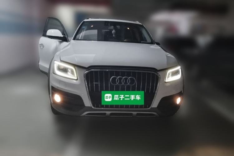 Used Audi Q5 2017 Plus 40 TFSI Technology Model Front