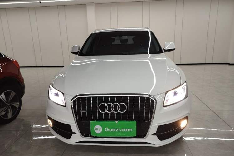 Used Audi Q5 2017 Plus 40 TFSI Ambition Model Front