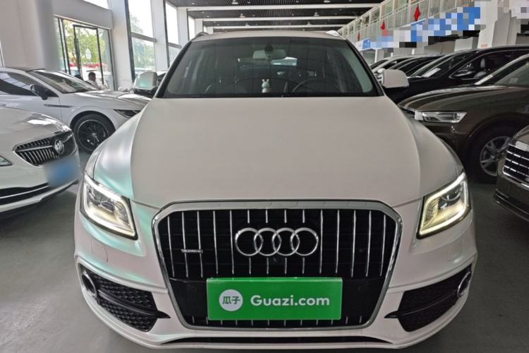 Used Audi Q5 2017 Plus 40 TFSI Technology Model Front