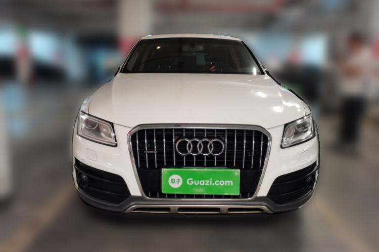 Used Audi Q5 2017 Plus 40 TFSI Technology Model Front