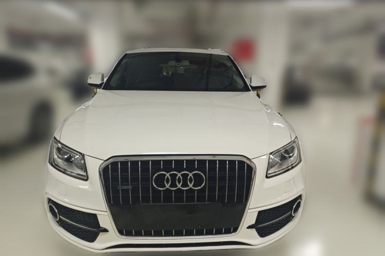 Used Audi Q5 2017 Plus 40 TFSI Ambition Model Front