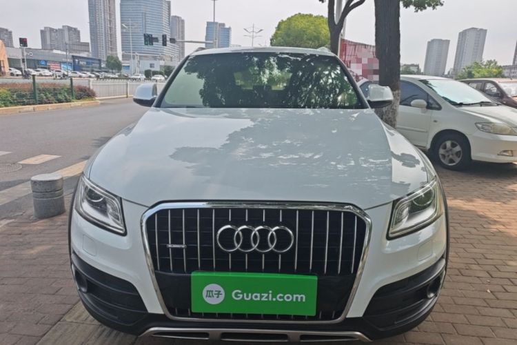 Used Audi Q5 2017 Plus 40 TFSI Technology Model Front