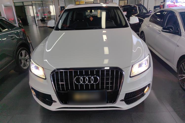 Used Audi Q5 2017 Plus 40 TFSI Ambition Model Front