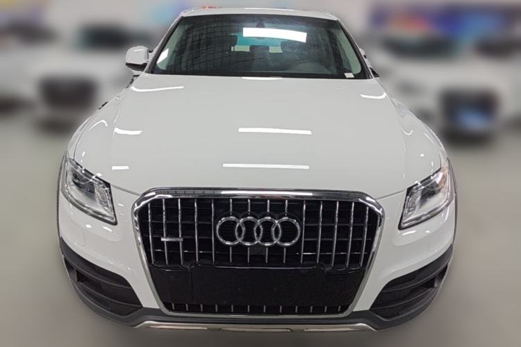 Used Audi Q5 2017 Plus 40 TFSI Technology Model Front