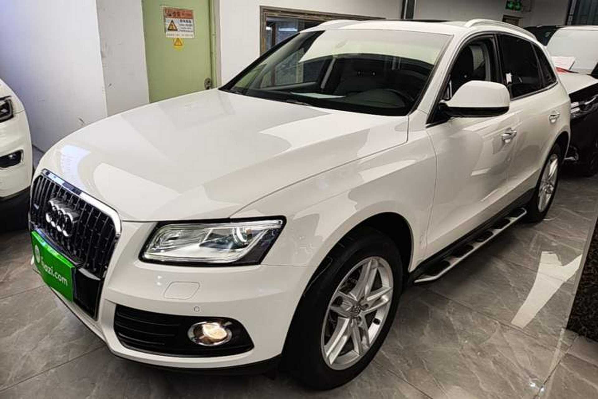 Used Audi Q5 2017 40 TFSI Technology Edition Front Left 45 Deg
