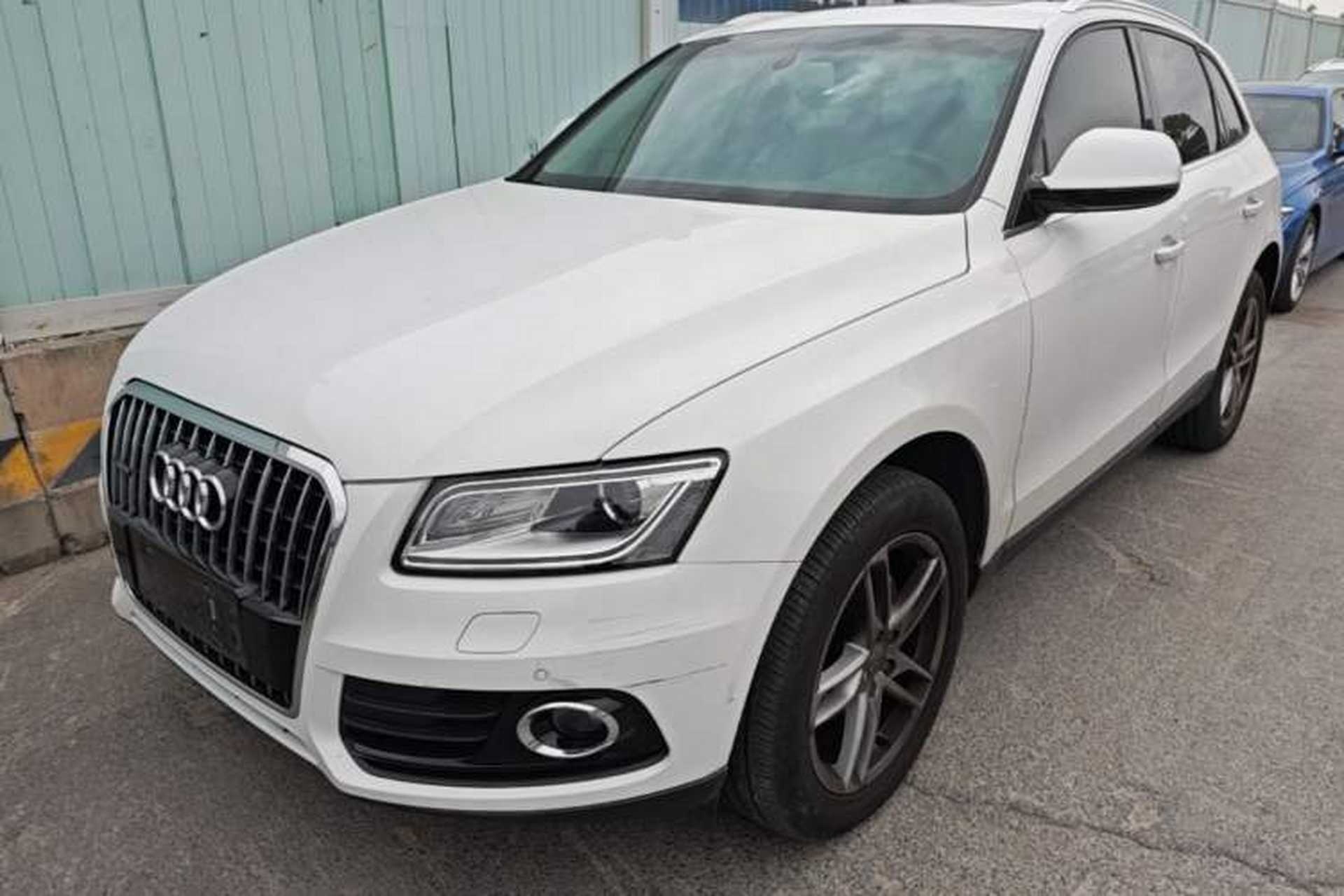 Used Audi Q5 2017 40 TFSI Technology Edition Front Left 45 Deg