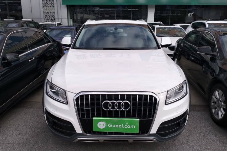 Used Audi Q5 2017 Plus 40 TFSI Technology Model Front