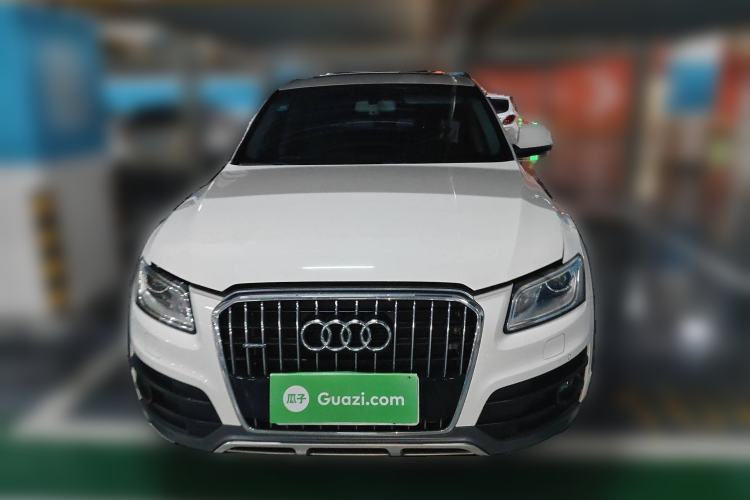 Used Audi Q5 2017 Plus 40 TFSI Technology Model Front