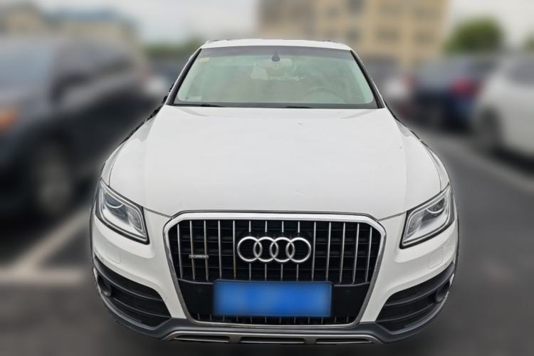 Used Audi Q5 2017 Plus 40 TFSI Technology Model Front