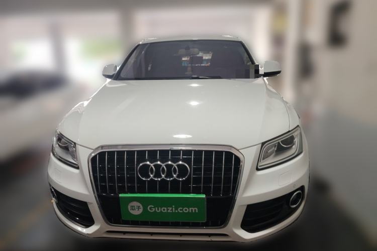 Used Audi Q5 2017 40 TFSI Comfort Model Front
