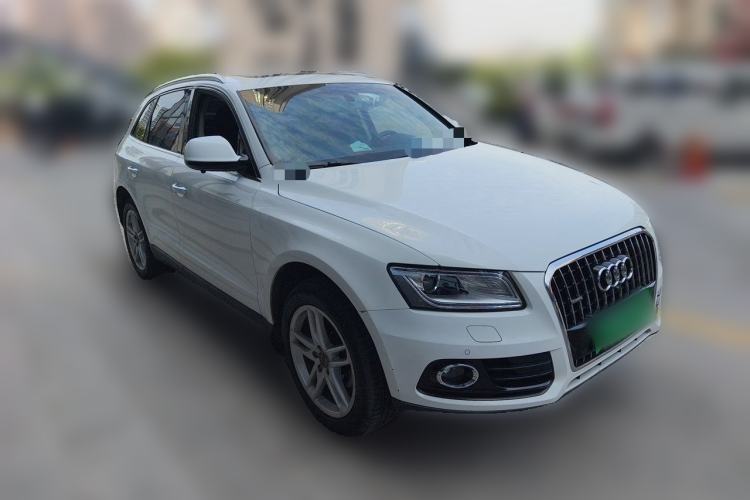Used Audi Q5 2017 40 TFSI Technology Edition Front Right 45 Deg