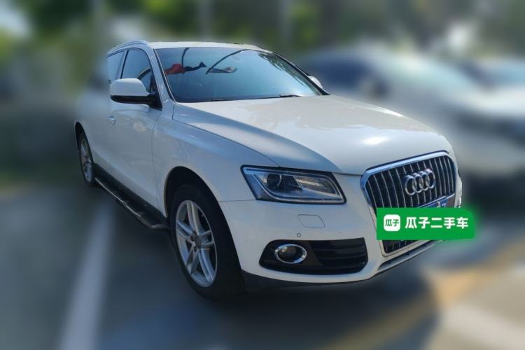 Used Audi Q5 2017 40 TFSI Technology Edition Front Right 45 Deg