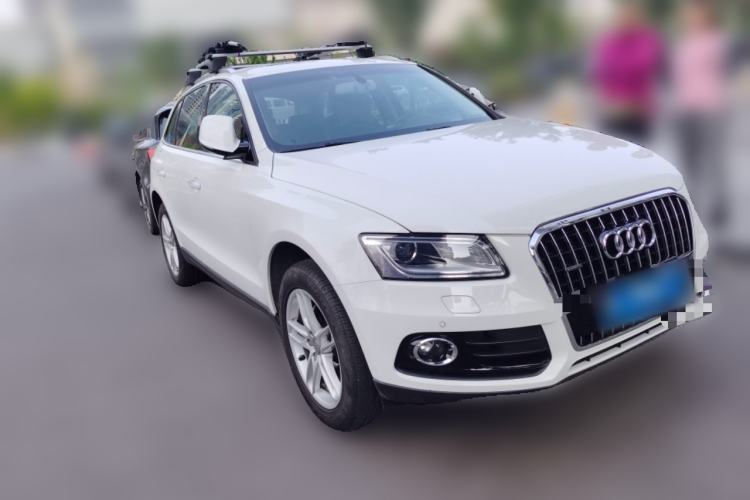 Used Audi Q5 2017 40 TFSI Technology Edition Front Right 45 Deg