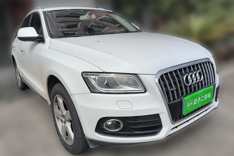Used Audi Q5 2017 40 TFSI Ambition Edition Front Right 45 Deg