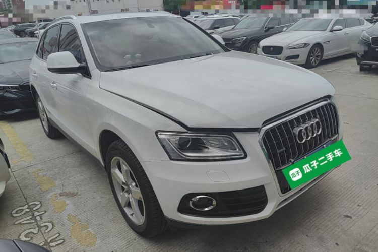 Used Audi Q5 2017 40 TFSI Ambition Edition Front Right 45 Deg