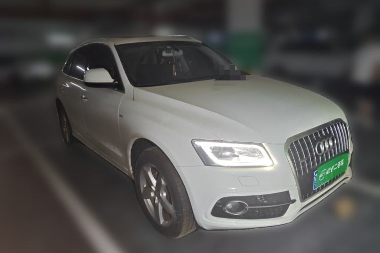 Used Audi Q5 2017 40 TFSI Ambition Edition Front Right 45 Deg