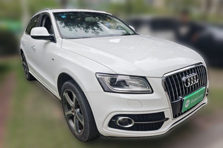 Used Audi Q5 2017 40 TFSI Dynamic Edition Front Right 45 Deg