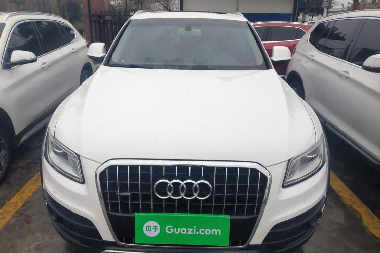 Used Audi Q5 2017 Plus 40 TFSI Technology Model Front