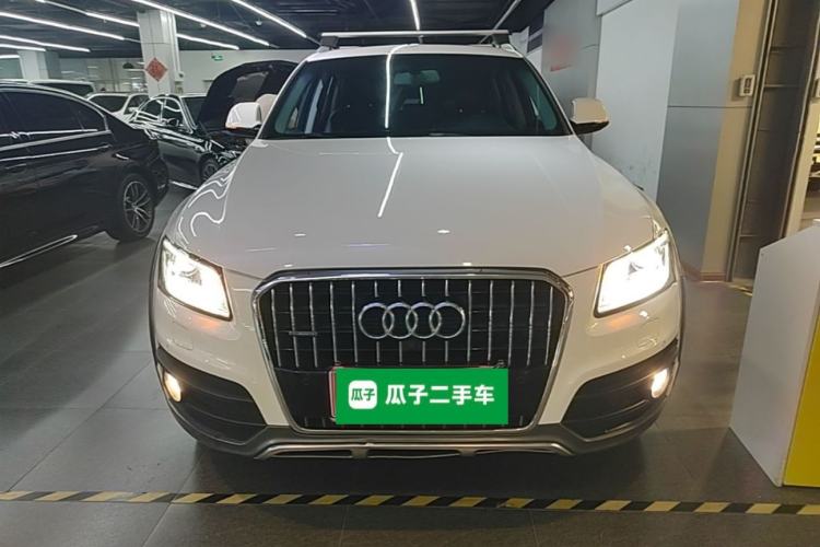 Used Audi Q5 2017 Plus 40 TFSI Technology Model Front
