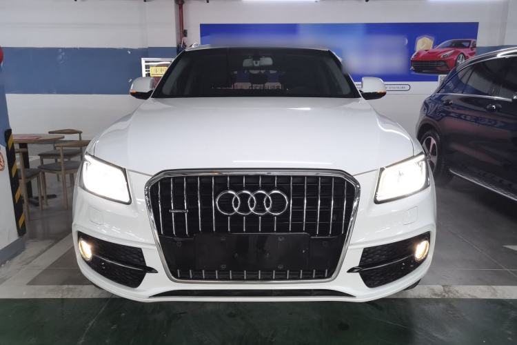 Used Audi Q5 2017 Plus 40 TFSI Ambition Model Front