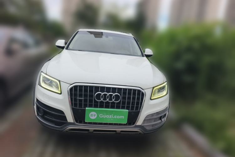 Used Audi Q5 2017 Plus 40 TFSI Technology Model Front