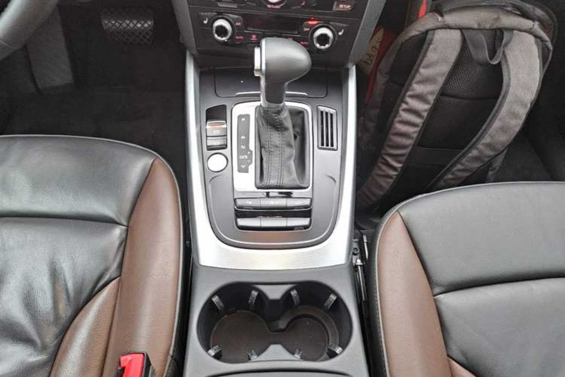 Used Audi Q5 2017 Plus 40 TFSI Technology Model Gear Lever