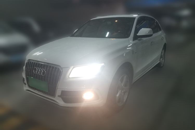 Używany Audi Q5 2017 Plus 40 TFSI Ambition Model Guazi used car, China used car export, Used car for sale, Used cars, Cheapest cars for sale