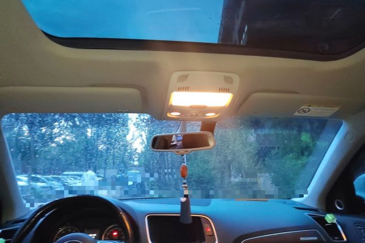 Used Audi Q5 2017 40 TFSI Comfort Model Headliner