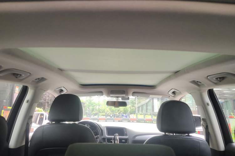 Used Audi Q5 2017 40 TFSI Technology Edition Headliner