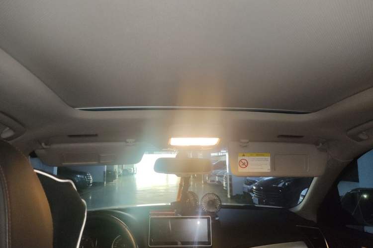 Used Audi Q5 2017 Plus 40 TFSI Technology Model Headliner