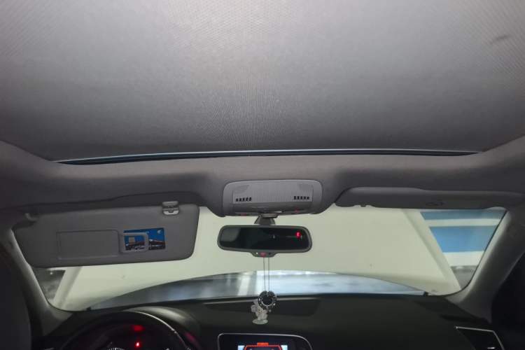 Used Audi Q5 2017 40 TFSI Technology Edition Headliner