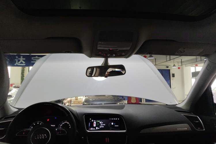 Used Audi Q5 2017 40 TFSI Ambition Edition Headliner