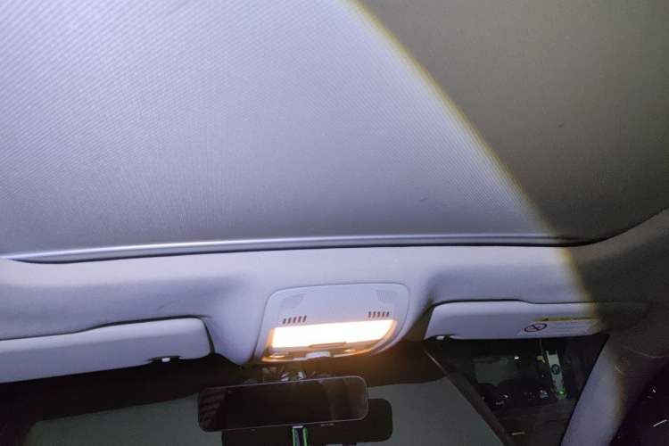 Used Audi Q5 2017 Plus 40 TFSI Ambition Model Headliner