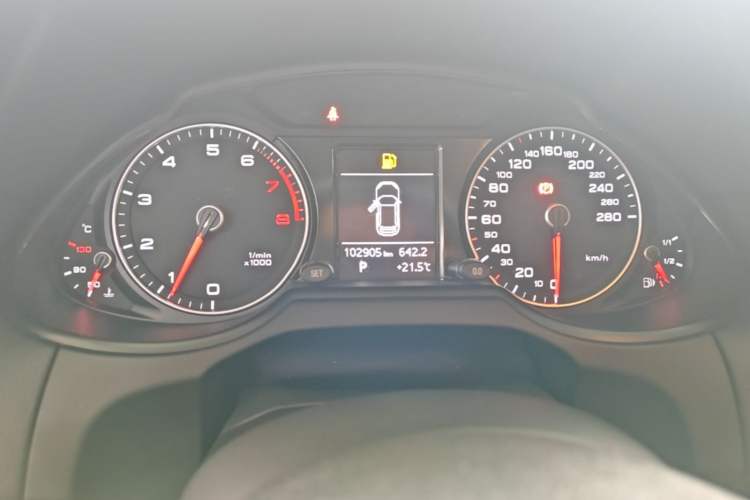 Used Audi Q5 2017 40 TFSI Ambition Edition Instrument Cluster