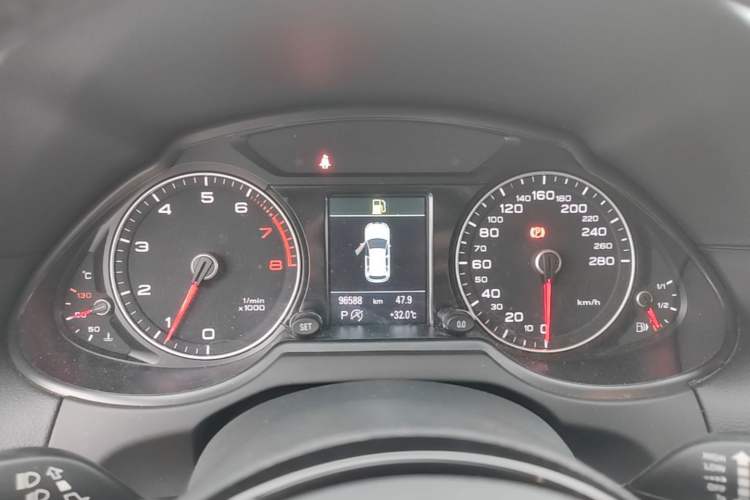 Used Audi Q5 2017 Plus 40 TFSI Technology Model Instrument Cluster