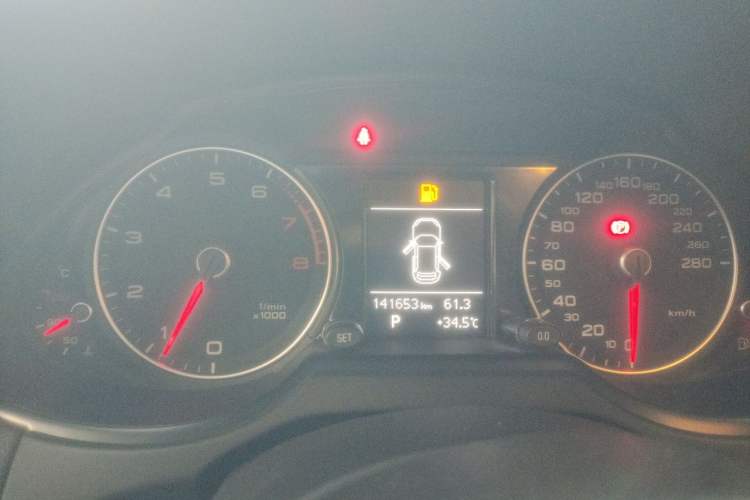 Used Audi Q5 2017 Plus 40 TFSI Ambition Model Instrument Cluster