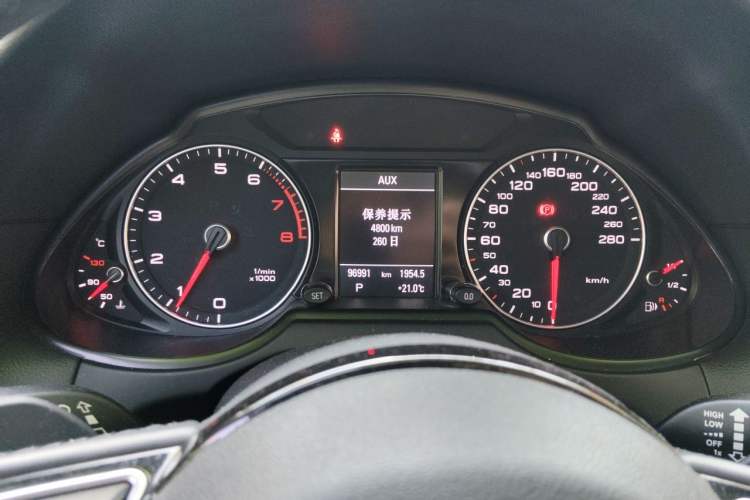Used Audi Q5 2017 40 TFSI Technology Edition Instrument Cluster