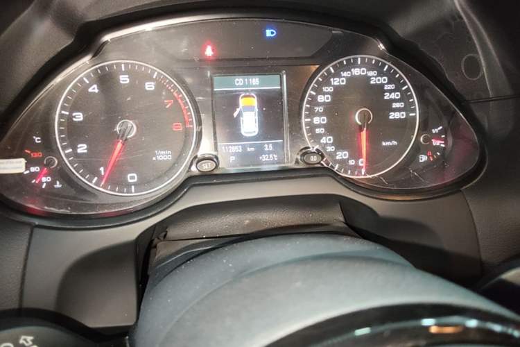 Used Audi Q5 2017 40 TFSI Technology Edition Instrument Cluster