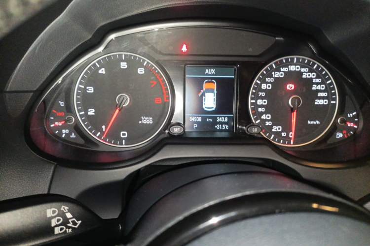 Used Audi Q5 2017 Plus 40 TFSI Technology Model Instrument Cluster