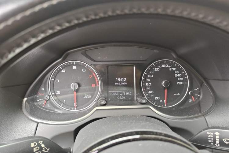 Used Audi Q5 2017 Plus 40 TFSI Ambition Model Instrument Cluster