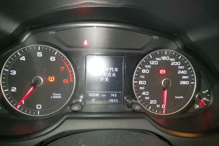 Used Audi Q5 2017 40 TFSI Technology Edition Instrument Cluster