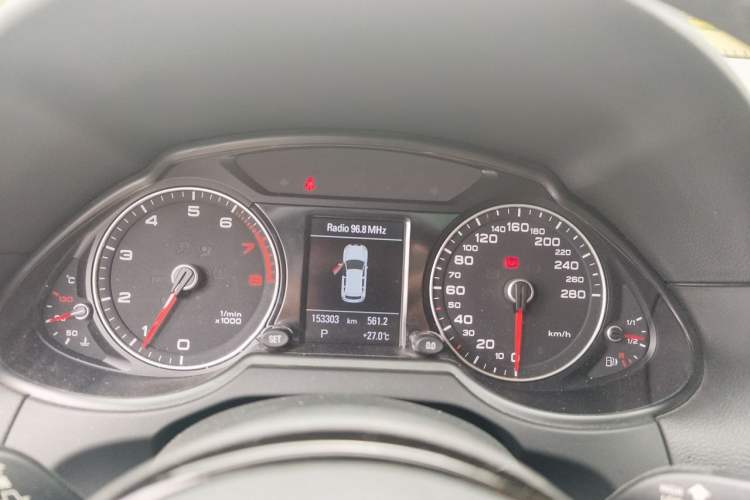 Used Audi Q5 2017 Plus 40 TFSI Technology Model Instrument Cluster
