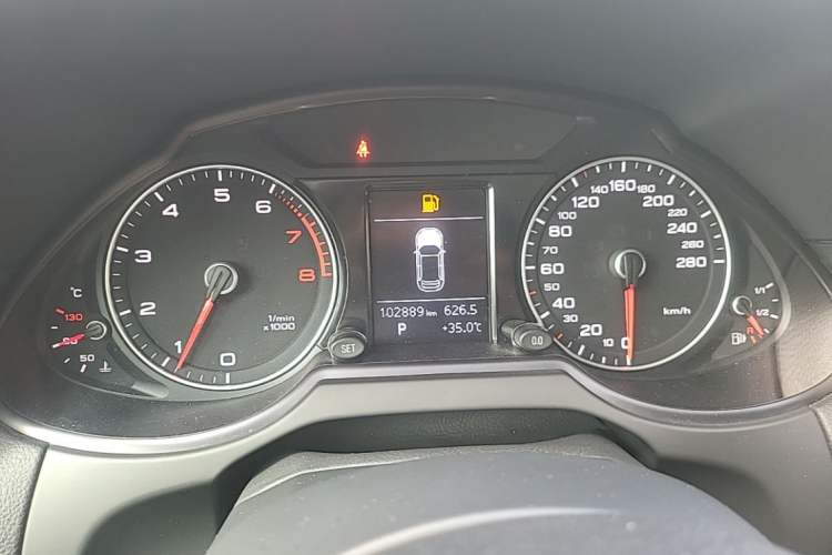 Used Audi Q5 2017 40 TFSI Ambition Edition Instrument Cluster