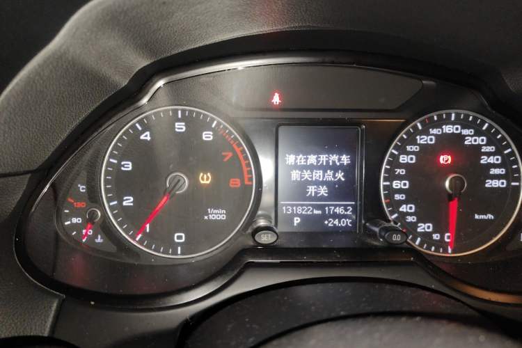 Used Audi Q5 2017 40 TFSI Ambition Edition Instrument Cluster