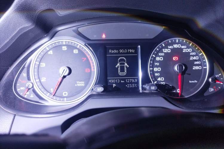 Used Audi Q5 2017 40 TFSI Ambition Edition Instrument Cluster