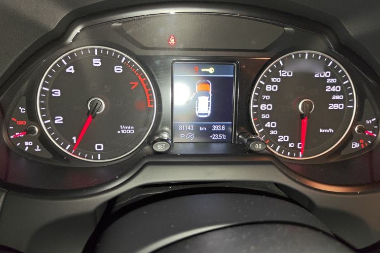 Used Audi Q5 2017 Plus 40 TFSI Technology Model Instrument Cluster