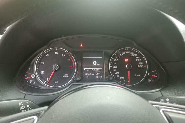 Used Audi Q5 2017 Plus 40 TFSI Ambition Model Instrument Cluster