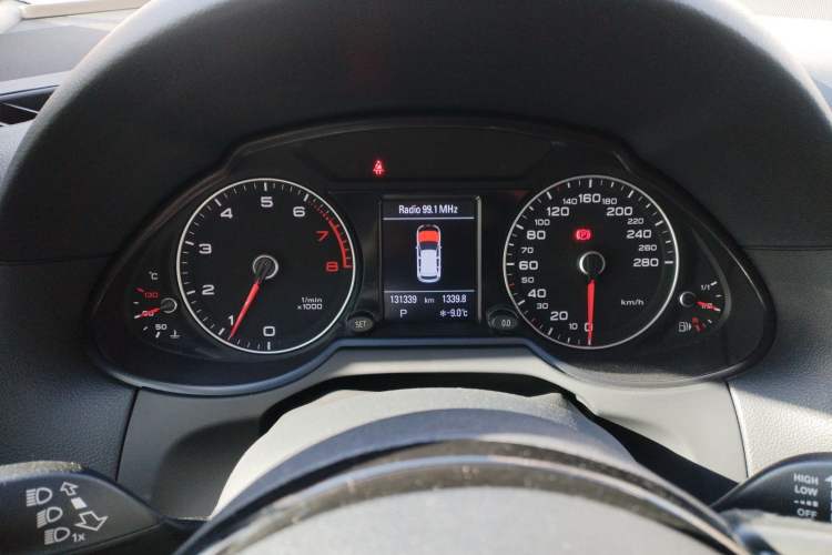 Used Audi Q5 2017 Plus 40 TFSI Technology Model Instrument Cluster